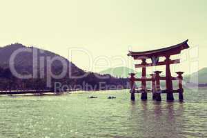 Floating gate in Miyajima