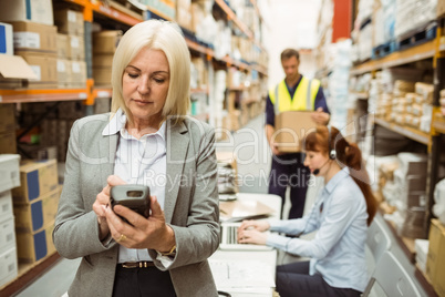 Focused warehouse manager using handheld