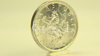 (Perfect Loop) 10 Haleru Coin