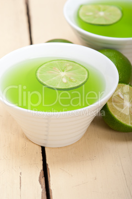 green lime lemonade