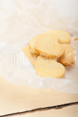 heart shaped shortbread valentine cookies