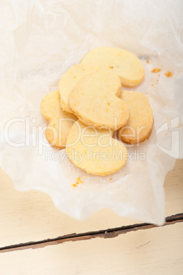 heart shaped shortbread valentine cookies