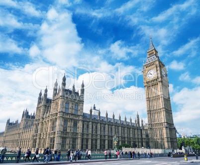 Magnificence of Westminster Bridge and Houses of Parliament, Lon