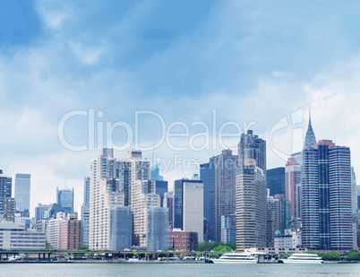 Midtown Manhattan skyline from East River