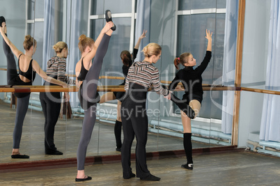 Ballet class in studio with choreographer