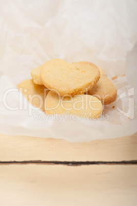 heart shaped shortbread valentine cookies