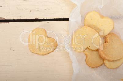 heart shaped shortbread valentine cookies