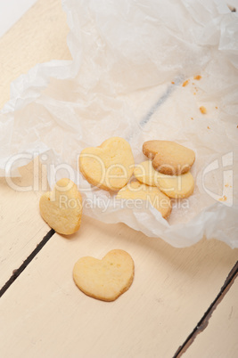 heart shaped shortbread valentine cookies