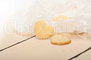 heart shaped shortbread valentine cookies