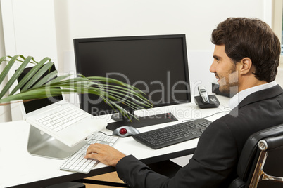 Stylish businessman chatting on the phone