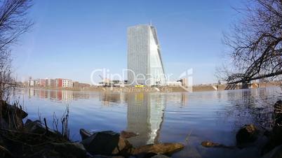 Europaeische Zentralbank (EZB)
