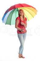 Blonde Frau mit Regenschirm