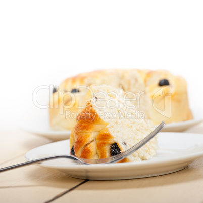 blueberry bread cake dessert