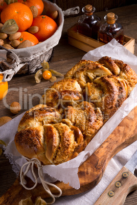 yeast dough cake with orange marmolade