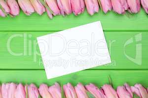 Rahmen aus Tulpen Blumen zum Frühling oder Muttertag mit Karte