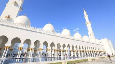 time lapse Sheikh Zayed Grand Mosque Abu Dhabi UAE