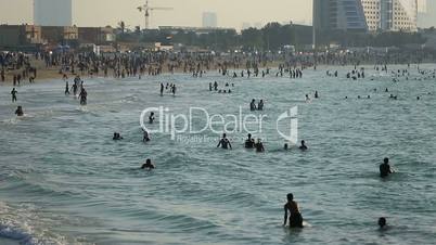 crowd in Jumeirah Beach