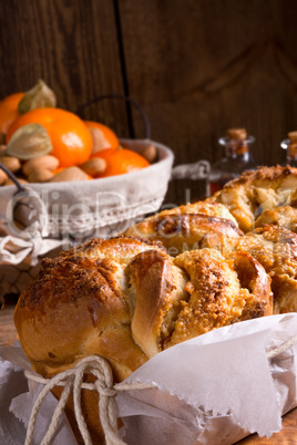 yeast dough cake with orange marmolade