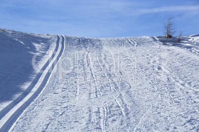 Cross-country skiing trail