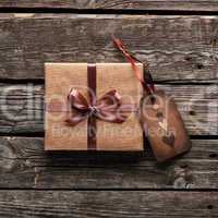 Gift box with gift tag