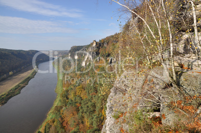 Blick vom Basteifelsen zur Elbe