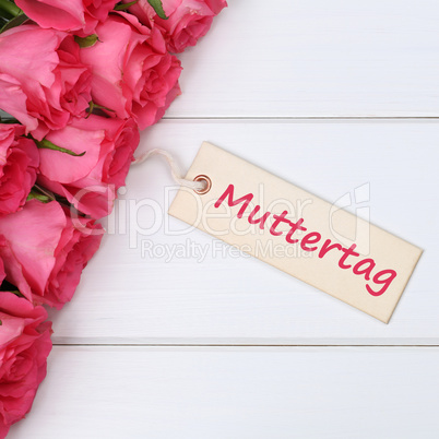 Rosen Blumen zum Muttertag mit Grußkarte
