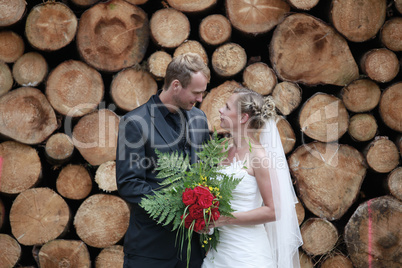 wedding couple with wedding bouquet