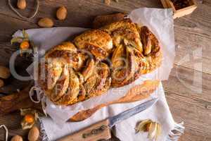 yeast dough cake with orange marmolade