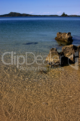 rocks in mamoko bay