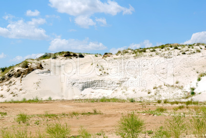 Industrial working out of forming sand