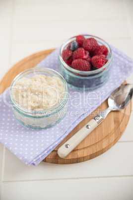 Porridge mit Beeren