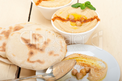 Hummus with pita bread