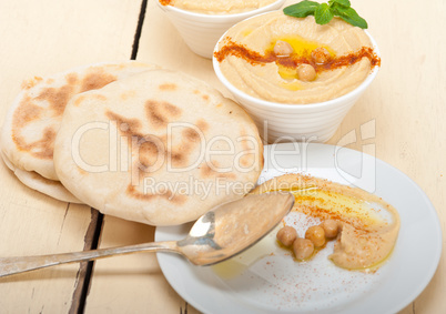 Hummus with pita bread