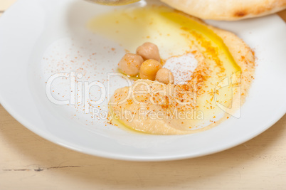 Hummus with pita bread