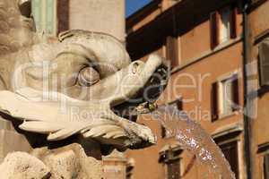 Brunnen auf der Piazza Rotonda in Rom