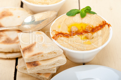 Hummus with pita bread