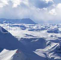 Speed flying in winter mountains