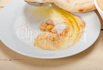 Hummus with pita bread