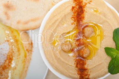 Hummus with pita bread