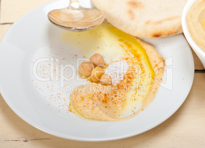 Hummus with pita bread