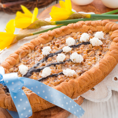 Polish Mazurek decorated for Easter