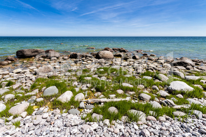 Die Ostseeküste auf der Insel Rügen.