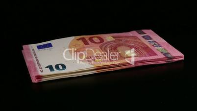 10 Euroscheine drehen