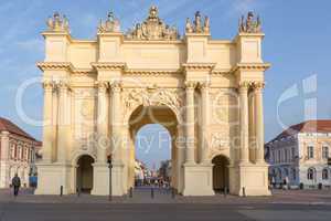 Brandenburger Tor mit Straße