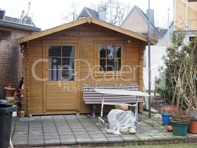 Gartenhaus im Frühling