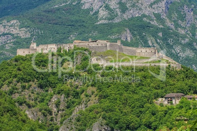 Castel Beseno 05