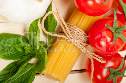 Italian basic pasta ingredients