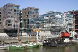 Alte Schiffe im Sandtorhafen in der Hafencity, Hamburg, Deutschl