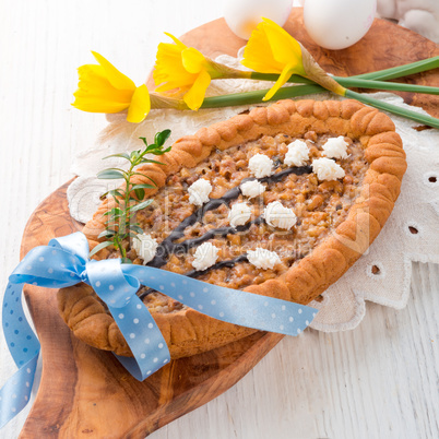 Polish Mazurek decorated for Easter