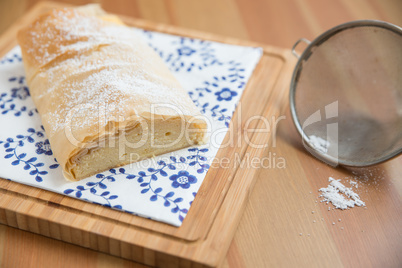 Topfenstrudel